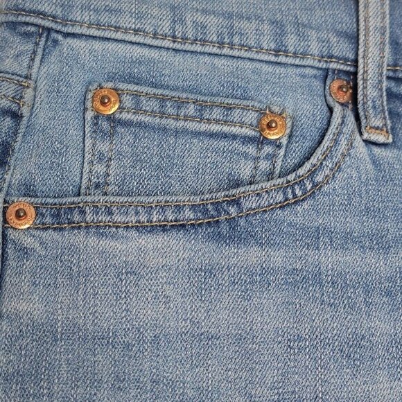 Gap 5" Girlfriend Shorts Mid Rise Denim Size 4 Blue Casual Summer Womens Apparel - Picture 6 of 9